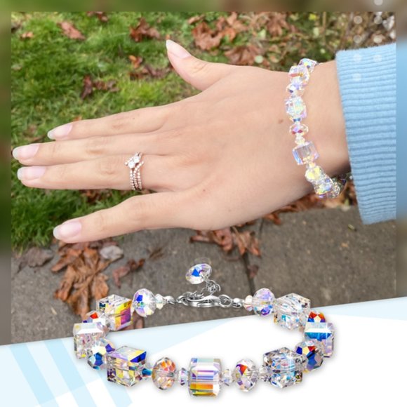 Northern Lights Bracelet - Picture 4 of 5